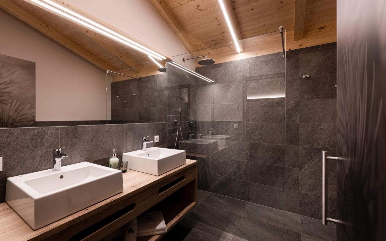 Unterlutaschg-Chalet Appartement Am Hof Slingia Esterno foto